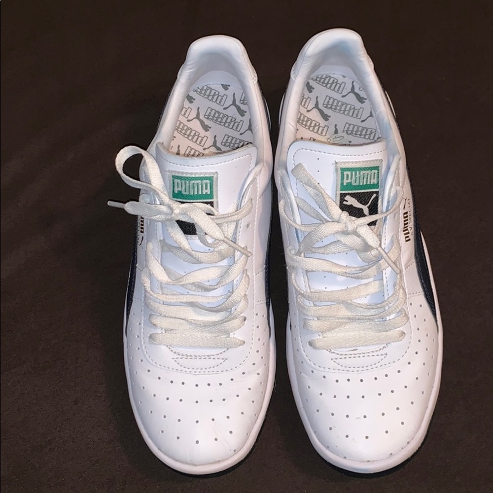 PRE-OWNED PUMAS. GREAT CONDITION.